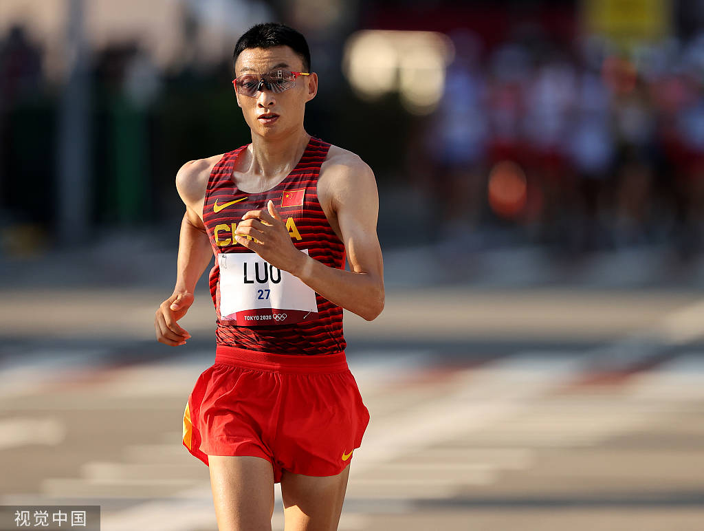 波兰运动员实现突破，夺冠成就皆因拼搏的简单介绍