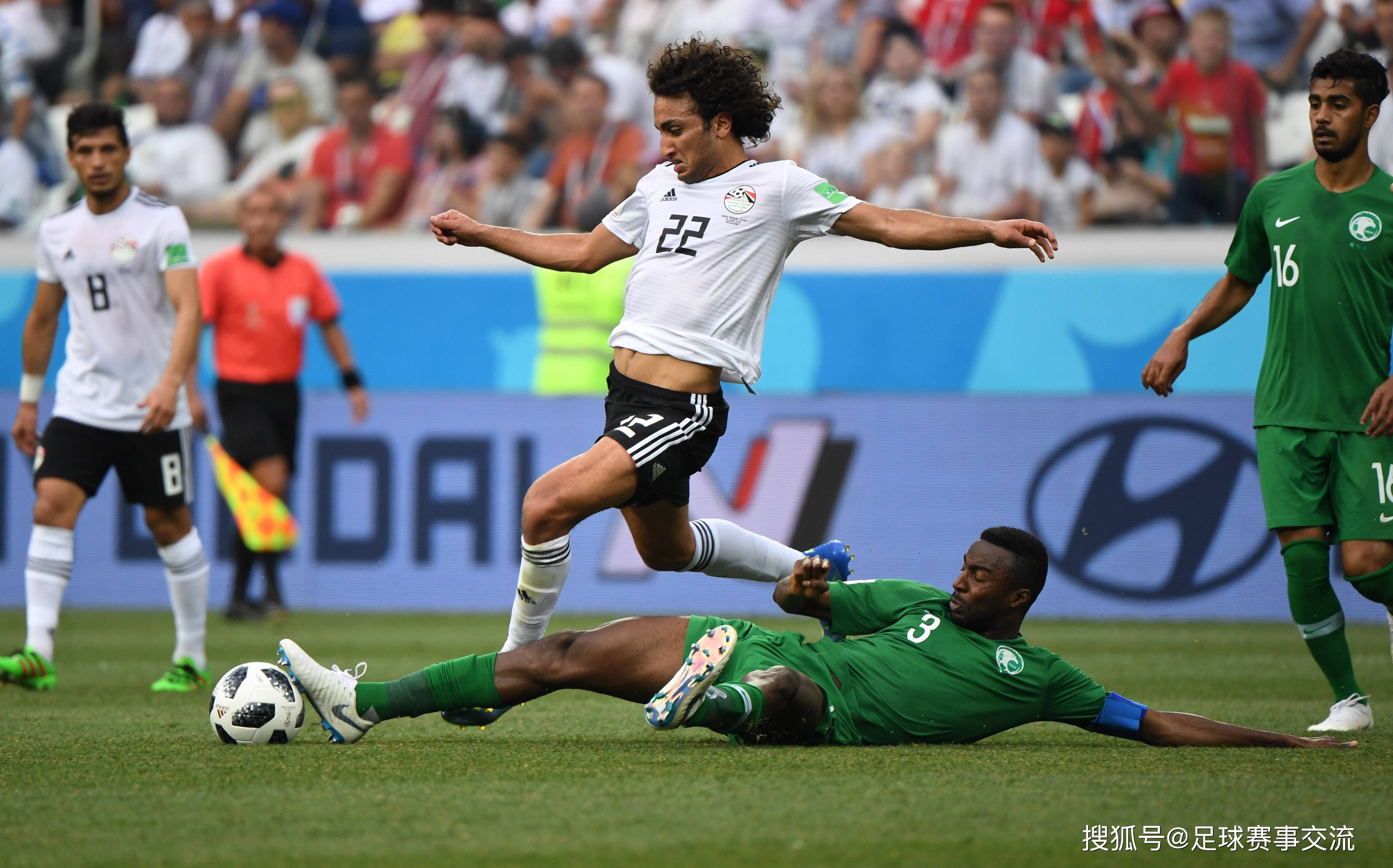 国际足球赛事中球员展现高水准表现 国际足球赛事中球员展现高水准表现