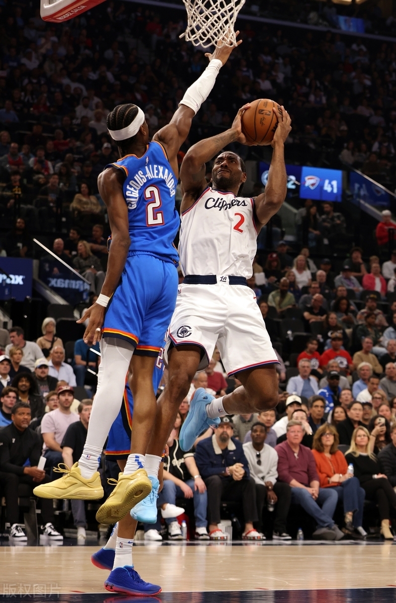 包含雷霆横扫快船，塔图姆关键制胜的词条