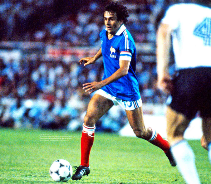 包含泰国队逆转法国队，黄鸭组合关键制胜的词条