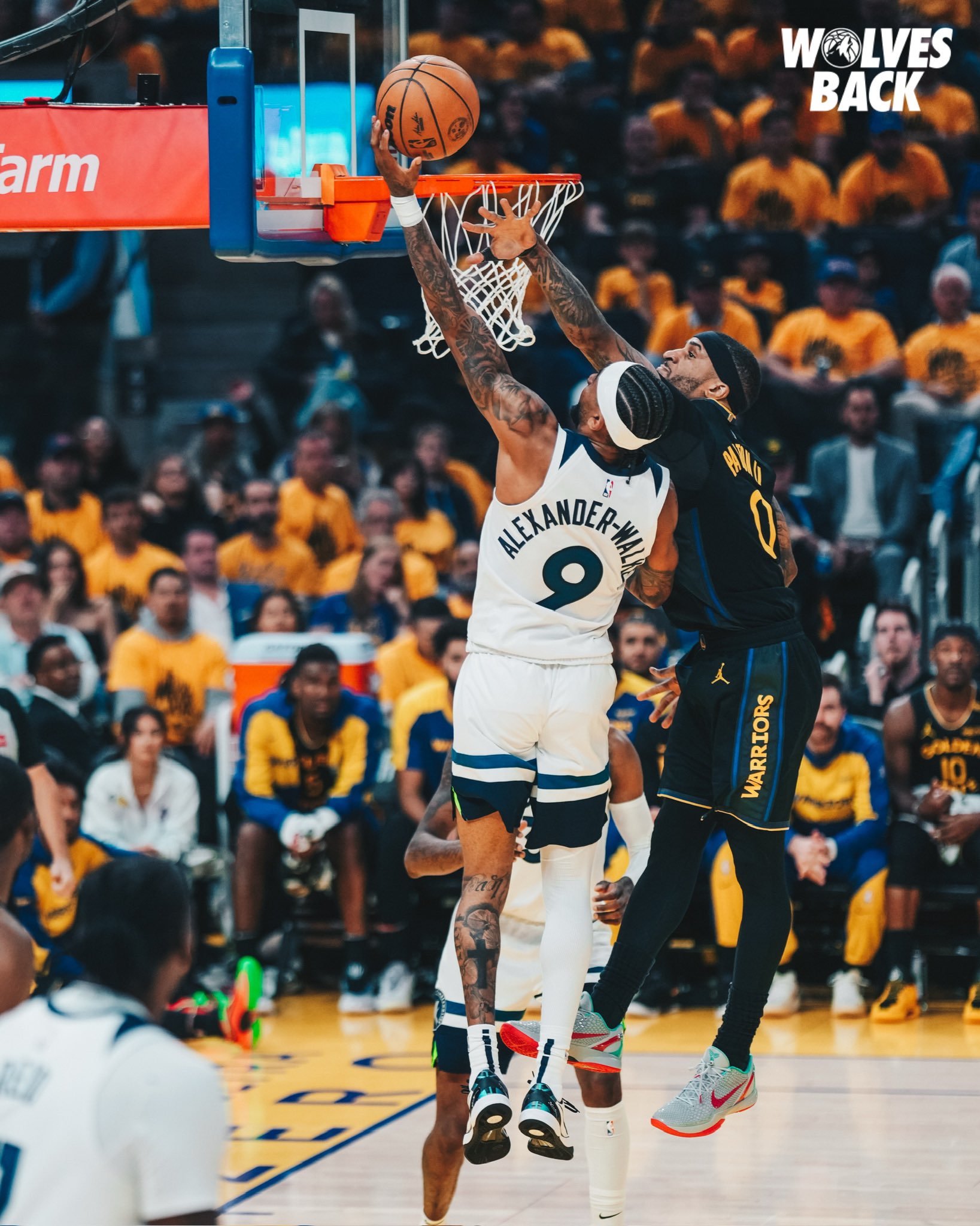 关于步行者鏖战雄鹿，恩比德制霸全场的信息