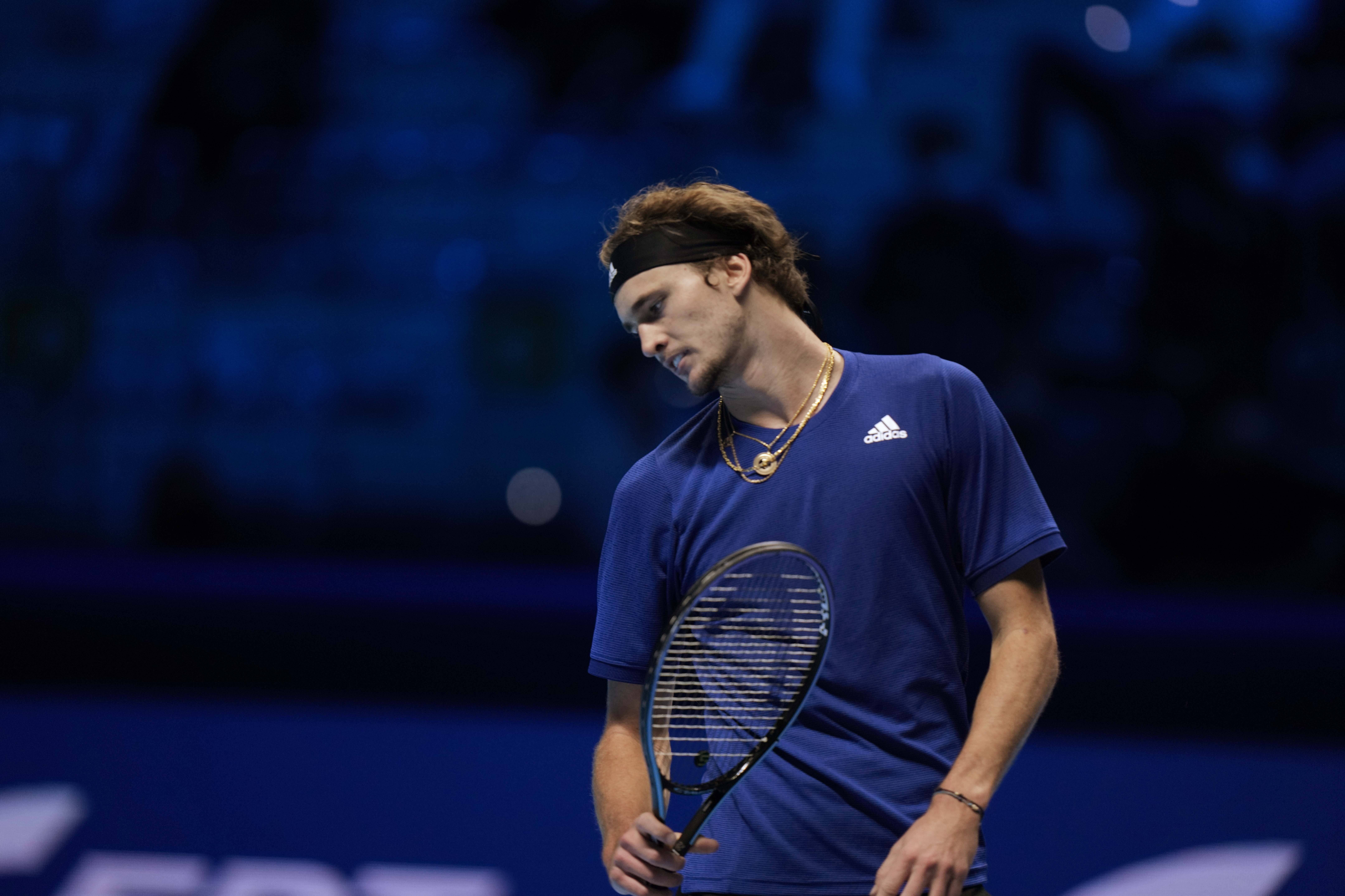 包含拉沃尔杯险胜ATP总决赛，梅德韦杰夫状态火热的词条