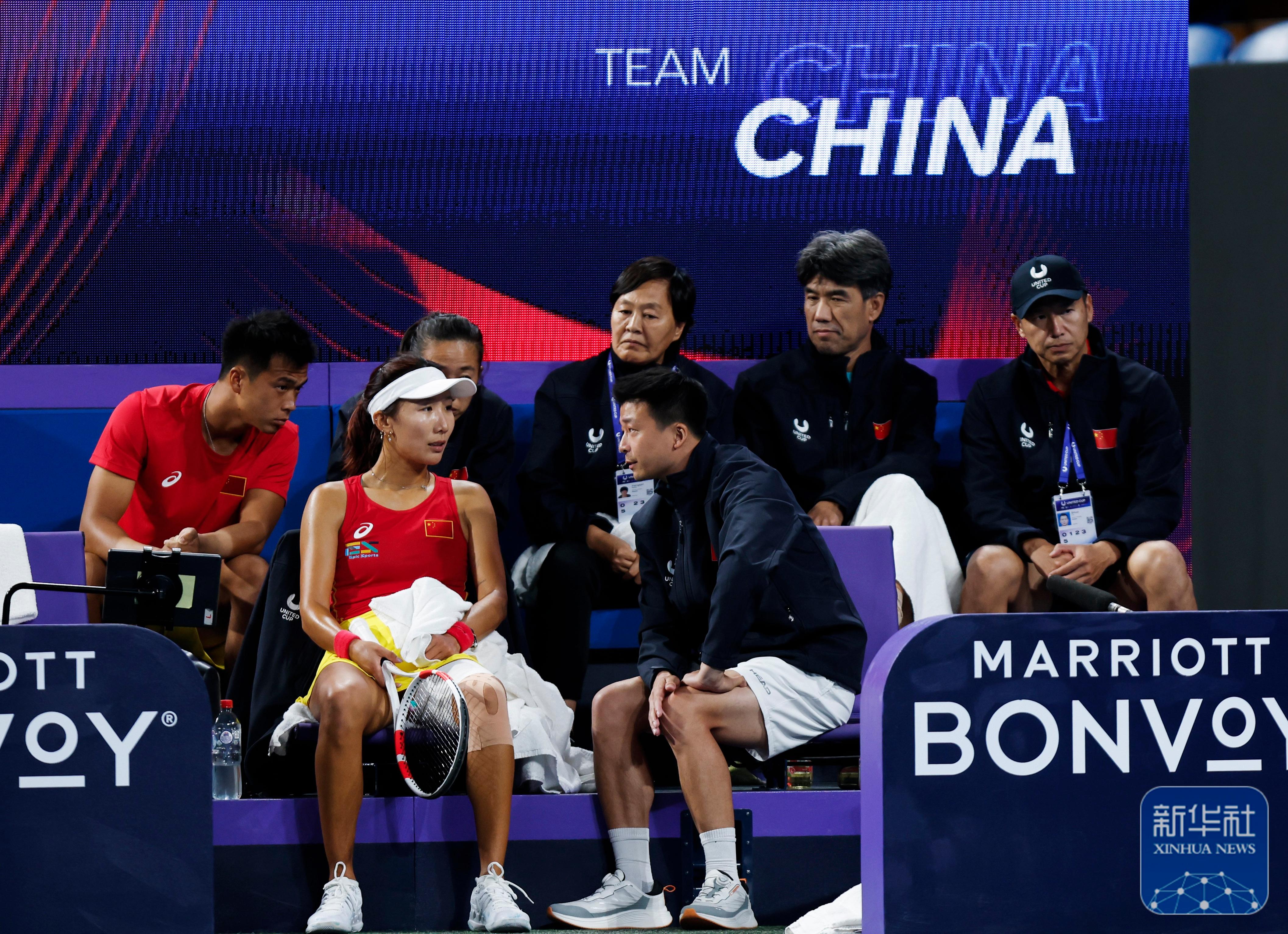 澳大利亚队以大比分战胜巴西队