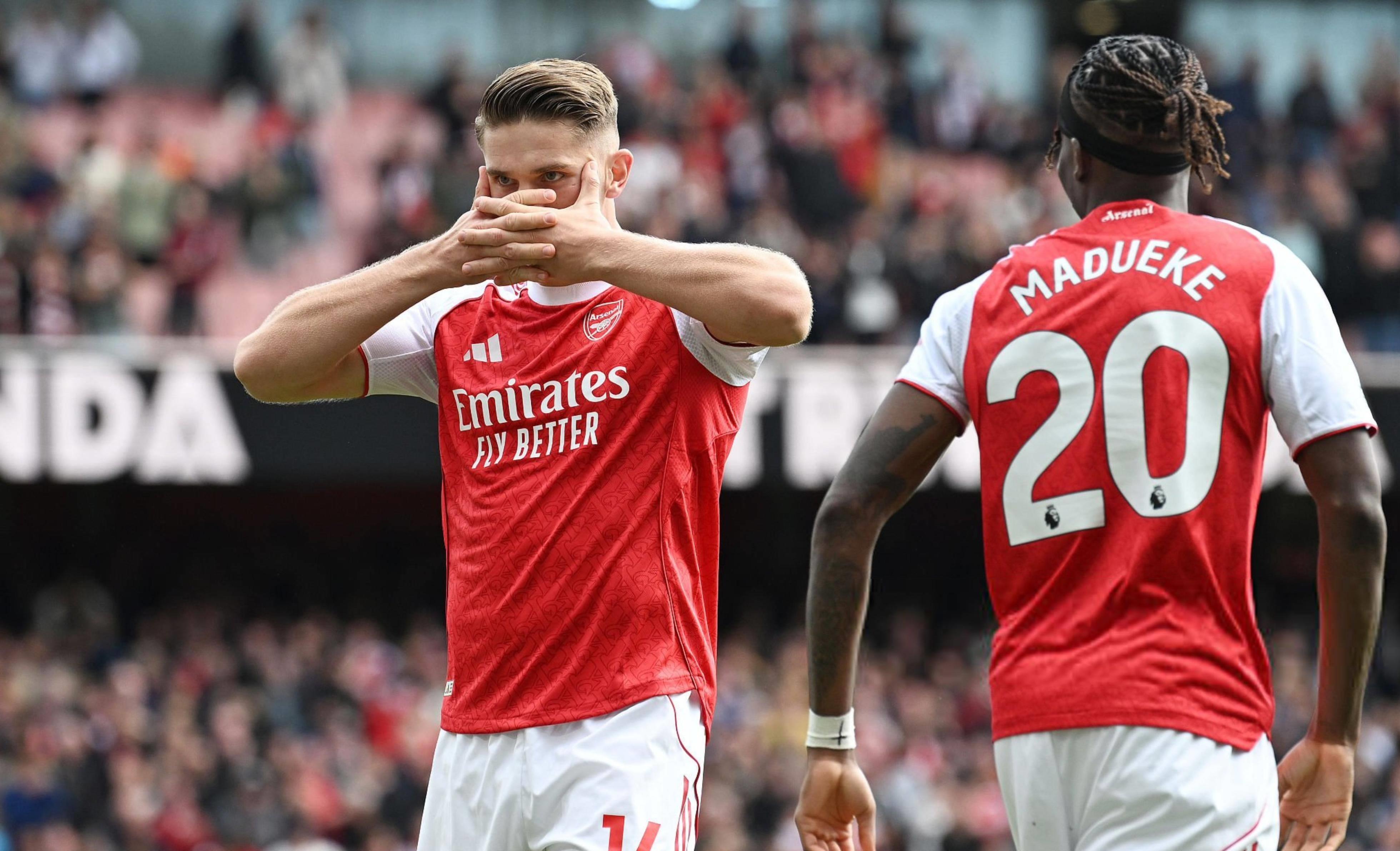 客场战绩不佳成为球队软肋,需改善 客场战绩不佳成为球队软肋,需改善