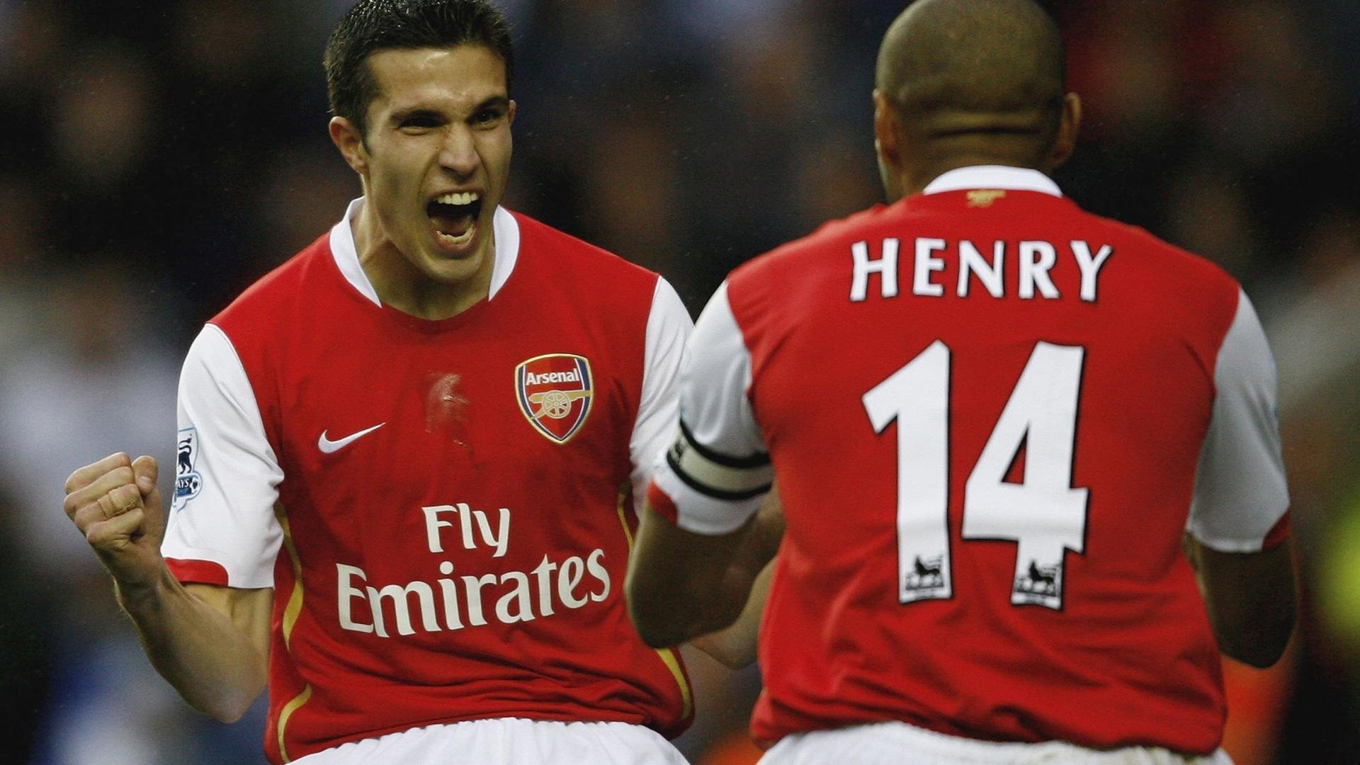 绿茵与雪域的交响，当英超争冠战火映照凯尔特人加时绝杀新疆队