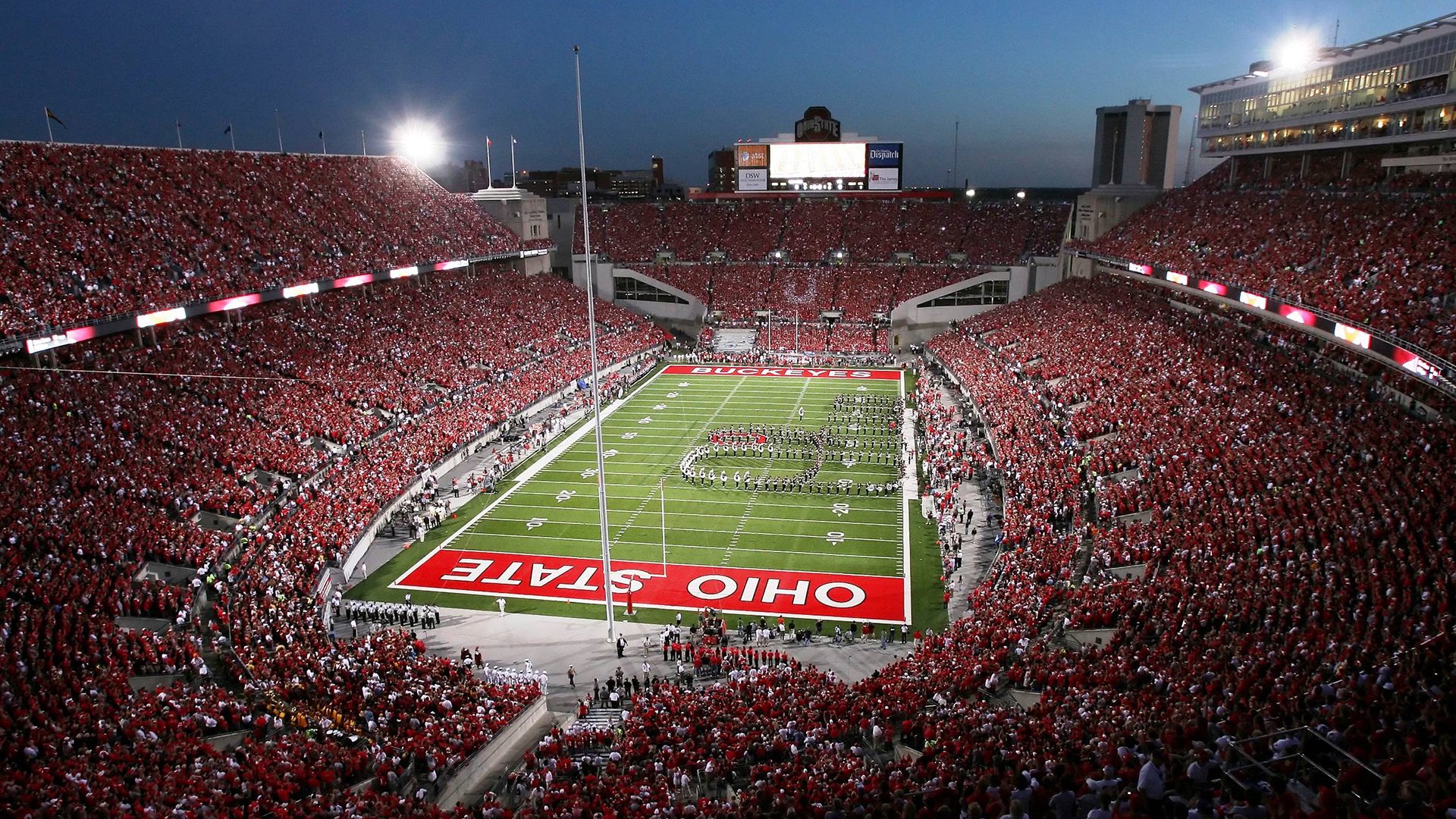 世界排名争夺战焦点战，湖人淘汰赛过关广厦队